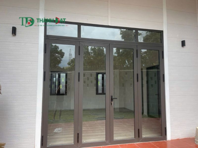 Thi công cửa nhôm kính xingfa bền bỉ, chất lượng cao
